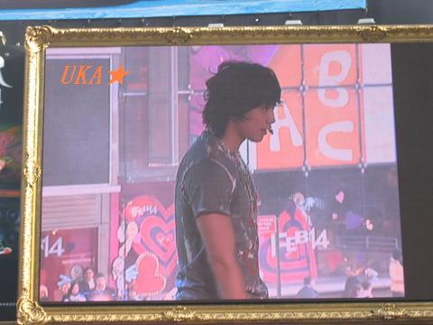 NY公演　MTV　現地UKAさん生レポ★皆さんおまちかね～_c0047605_8534932.jpg