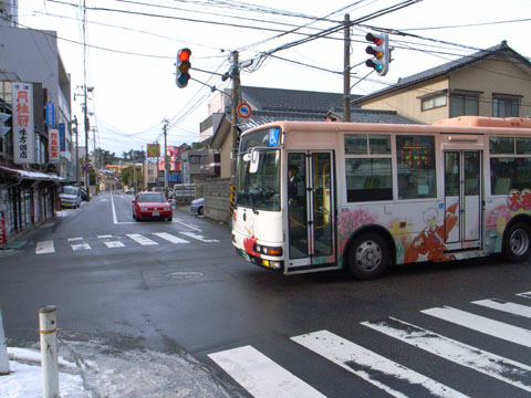 3回廻ってワンという_e0082981_20583975.jpg