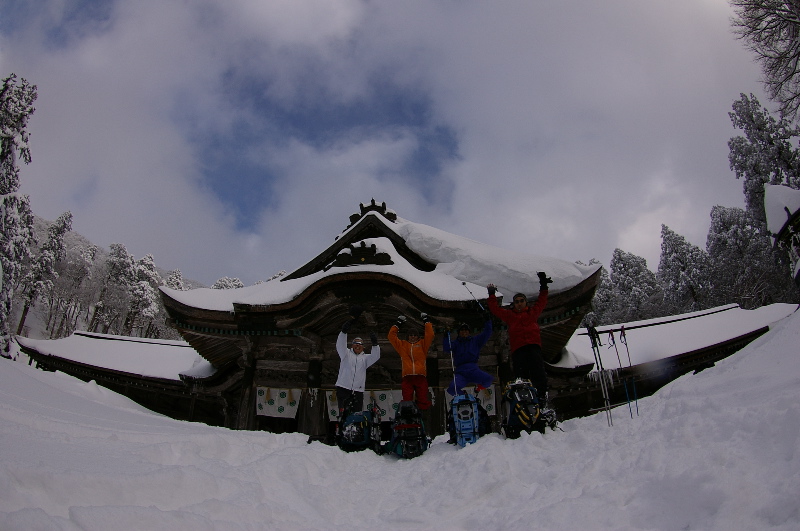 ２月５日　大山（鳥取）その２（６合目から大山寺まで）_a0009554_19335177.jpg