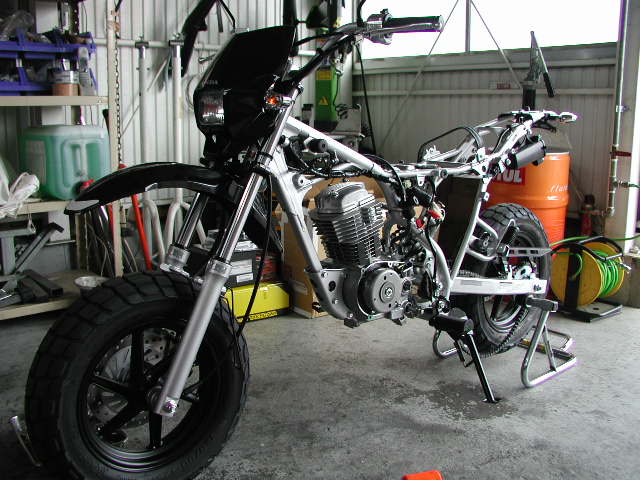 XR100モタード_d0038712_18582266.jpg