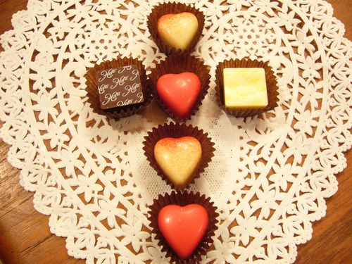♡。・*。゚+o マリアパパの沖縄土産とへフティのチョコレートo.+゚。*・。♡ _a0053662_16491016.jpg