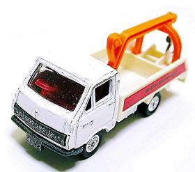  a tow truck _b0052429_7133477.jpg