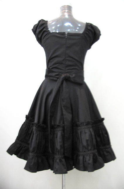 2006 NEW !!VICTORIAN ONE-PIECE/SKIRT/JACKET_a0059137_5585352.jpg