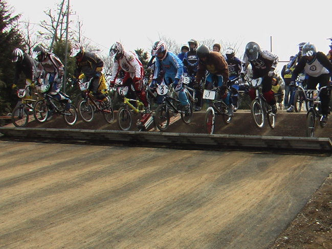 JOSF緑山２月定期戦VOL2 BMXエキスパートクラスの予選シーン_b0065730_1365775.jpg