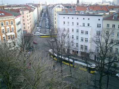 e0038811_22428.jpg