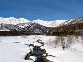 白馬は春の気配_b0015569_19195974.jpg