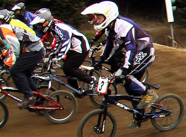 JOSF緑山2月定期戦VOL6BMXマスターズクラスとエキスパートクラス決勝レース「音速の貴公子」_b0065730_9532655.jpg