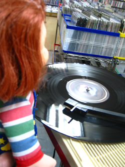 \"DJ チャッキー\"の殺人レコード!!_f0004730_13375176.jpg