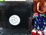 \"DJ チャッキー\"の殺人レコード!!_f0004730_14204381.jpg