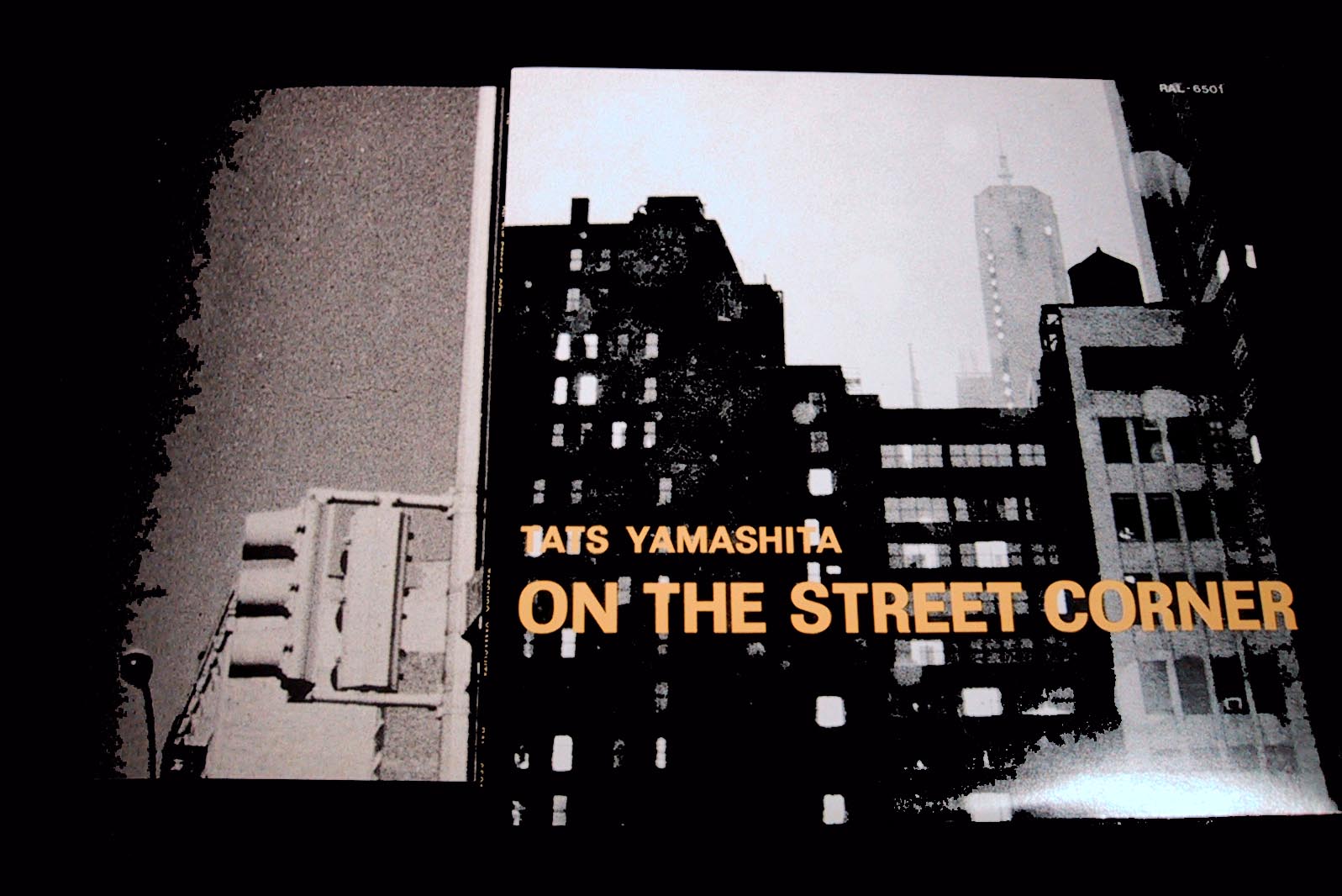 TATS YAMASHITA「ON THE STREET CORNER」（アナログで聴いてみよう30）_e0022344_23581578.jpg