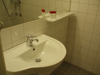 a0004449_13691.jpg