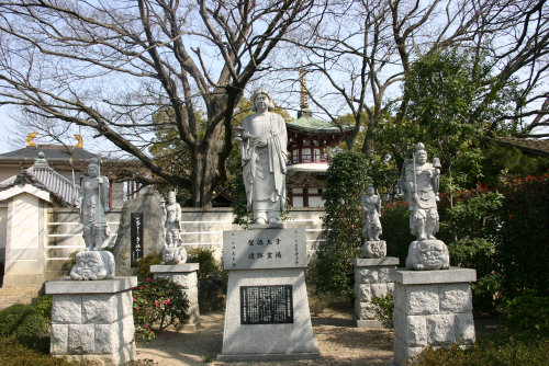 神妙椋樹山　　大聖勝軍寺_a0045381_1912496.jpg