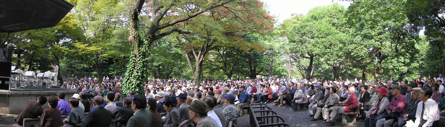 ある日の日比谷野外音楽堂_f0024274_18524023.jpg