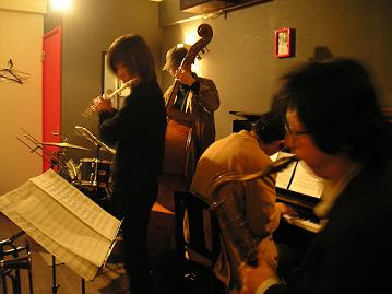 f0066211_2175669.jpg