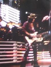 Bon Joviのライブ、行ってきたよーん♪_b0007143_13143225.jpg