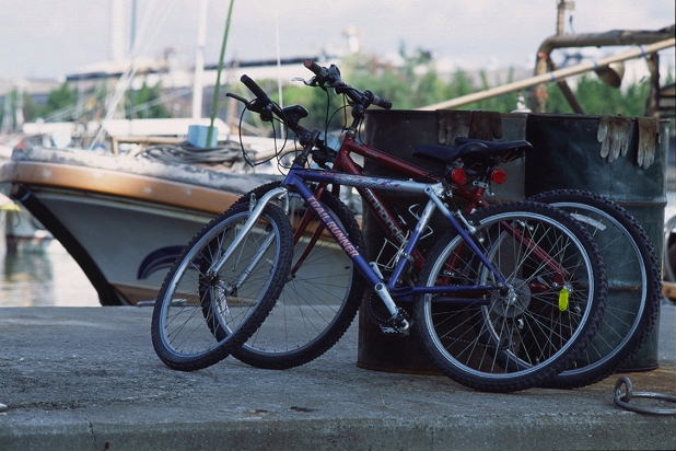 自転車のある風景_f0073398_18333243.jpg