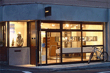 c0002431_21151323.gif