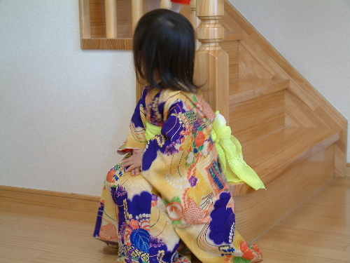「お呼ばれ先でひなまつり」_a0000029_1059549.jpg