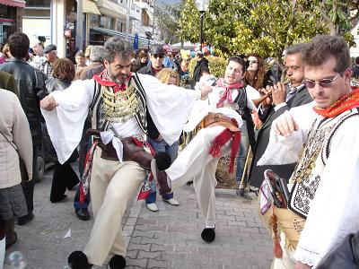 ギリシャ ダンス 羊飼いの結婚のおまつり 日刊ギリシャ檸檬の森 古代都市を行くタイムトラベラー