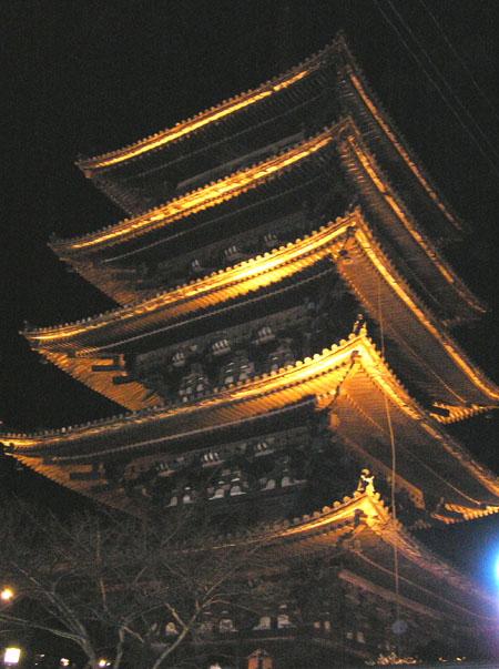 京都東山・花灯路2_e0048413_22272832.jpg