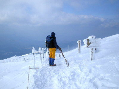 中高年の優しい雪山登山 in 大山_a0013751_23382158.jpg