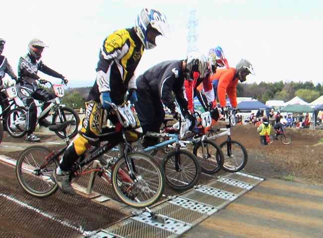 2006JOSF緑山関東オープンレースVOL2 BMXエキスパートクラス_b0065730_20424763.jpg