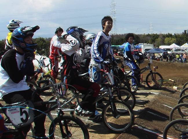 2006JOSF緑山関東オープンレースVOL2 BMXエキスパートクラス_b0065730_20545021.jpg