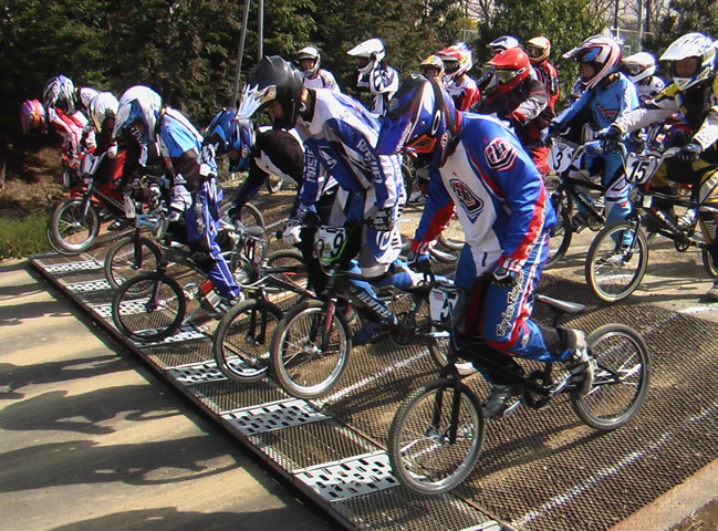 2006JOSF緑山関東オープンレースVOL2 BMXエキスパートクラス_b0065730_21254056.jpg