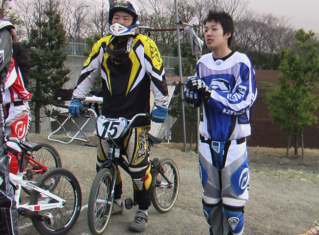 2006JOSF緑山関東オープンレースVOL2 BMXエキスパートクラス_b0065730_2139537.jpg