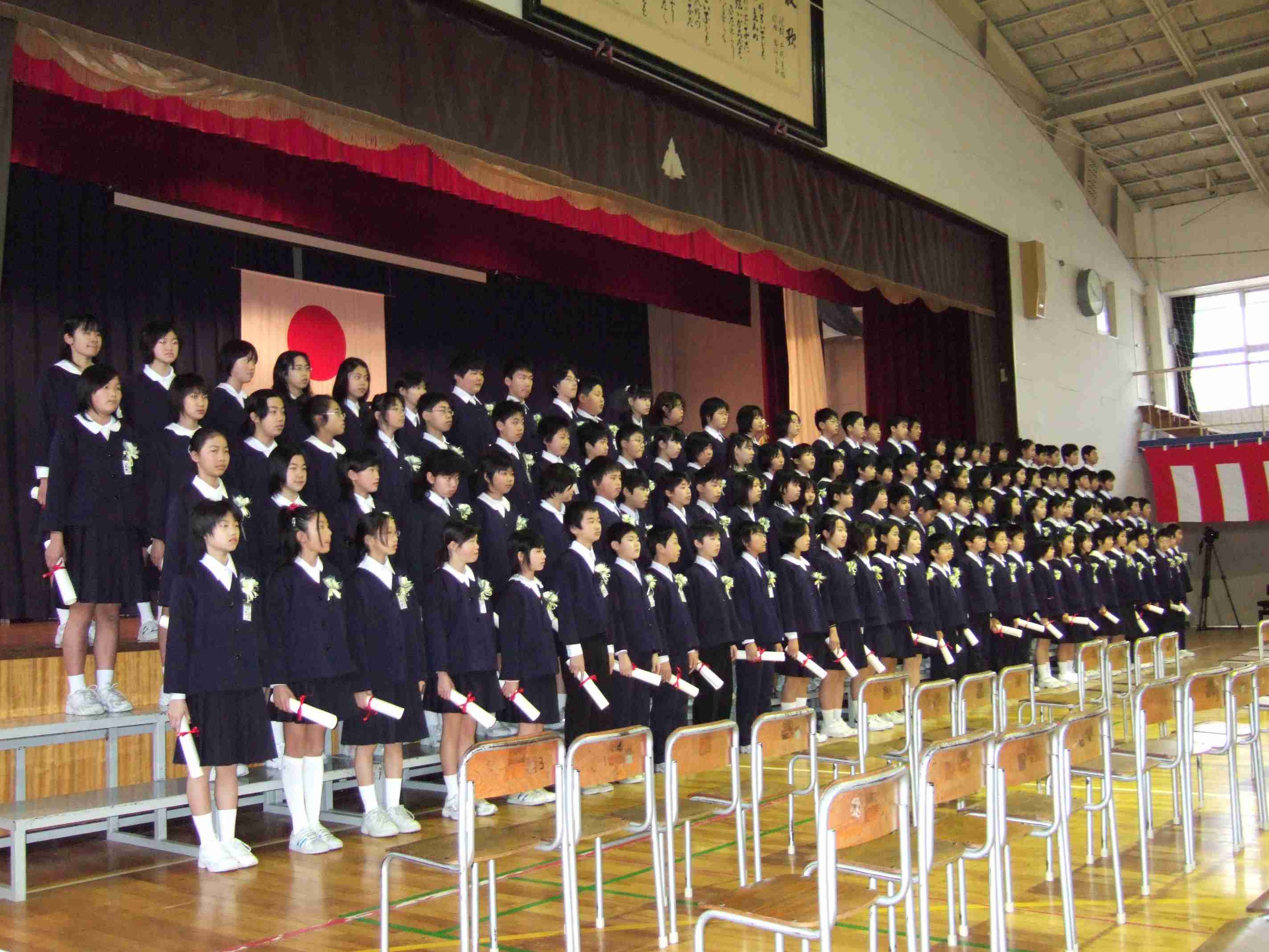 小杉小学校卒業式 共に創ろう 射水の未来 小杉小学校卒業式 共に創ろう 射水の未来