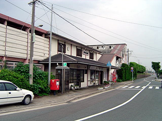 太宰府の駅_a0042310_22195453.jpg