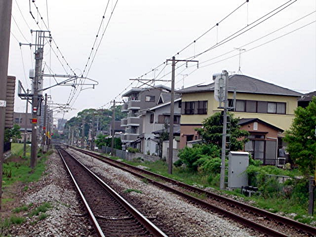 太宰府の駅_a0042310_2227233.jpg