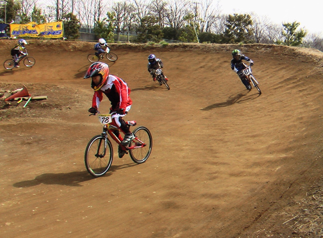 2006JOSF緑山関東オープンレースVOL3 BMXミルキー7、8,9クラス_b0065730_2113386.jpg