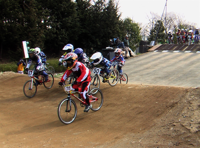 2006JOSF緑山関東オープンレースVOL3 BMXミルキー7、8,9クラス_b0065730_21312865.jpg