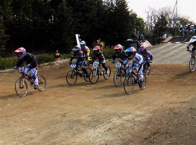 2006JOSF緑山関東オープンレースVOL3 BMXミルキー7、8,9クラス_b0065730_21733.jpg