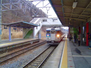 電車に乗りたくて上諏訪_c0057821_178284.jpg
