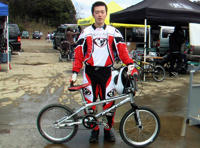 2006JOSF緑山関東オープンレースVOL4 緑山に集った人とBIKE_b0065730_21472835.jpg