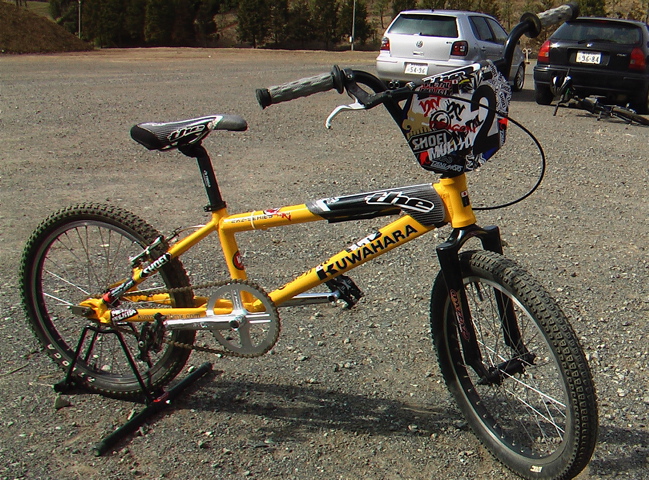 2006JOSF緑山関東オープンレースVOL4 緑山に集った人とBIKE_b0065730_21531135.jpg