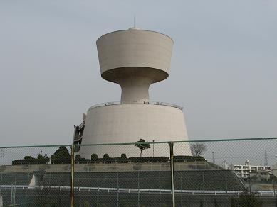 給水塔・配水塔めぐり : たじ ろぐ