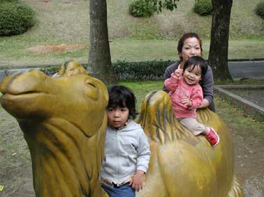 恒例?の家族旅行_b0033573_10413549.jpg