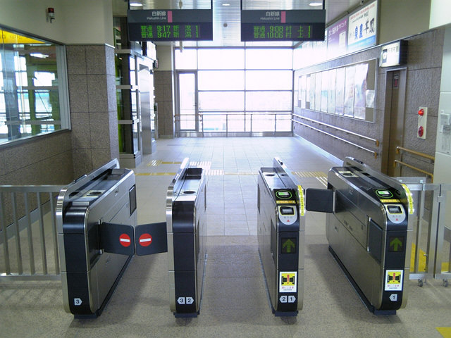 豊栄駅　橋上駅舎開業ｵﾒ_c0034203_21365452.jpg