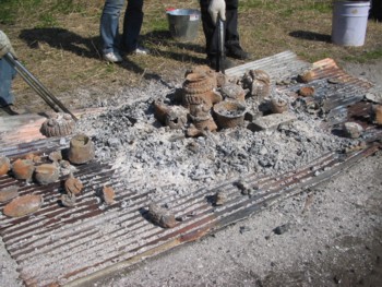 土の子陶房・野焼きに参加しました_a0030594_204739.jpg