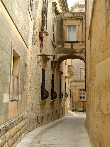 ＭＡＬＴＡ　ＳＡＢＩＨＡ！_a0018608_10241487.jpg