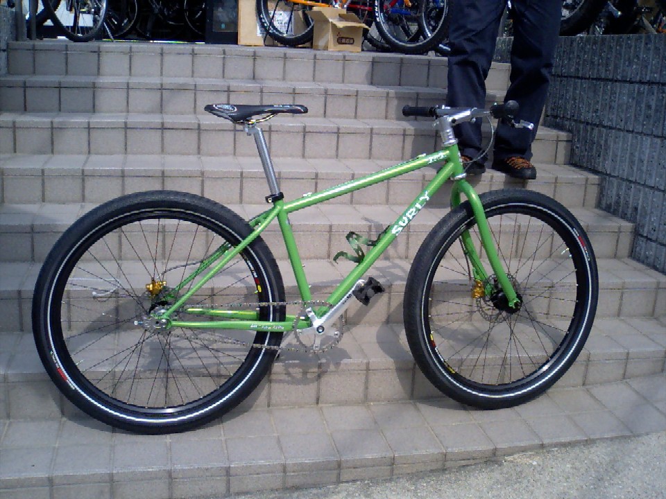 通勤用自転車はＳＵＲＬＹ１ｘ１だがね。_f0097924_22804.jpg