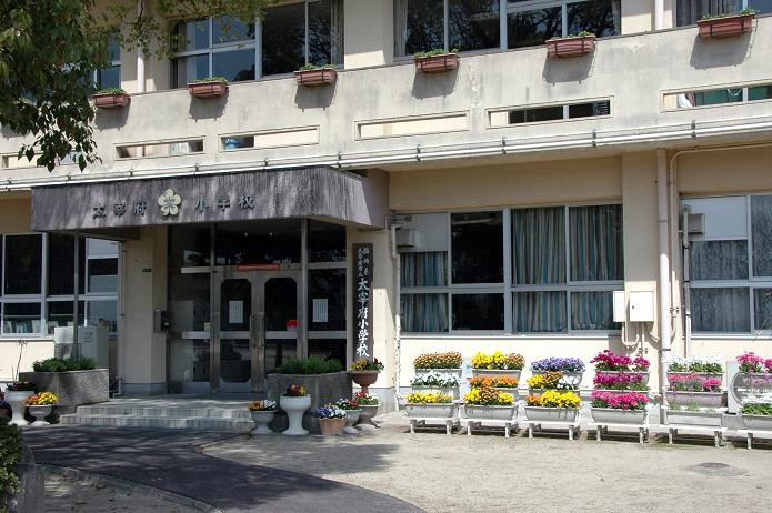 太宰府小学校_a0042310_17574146.jpg