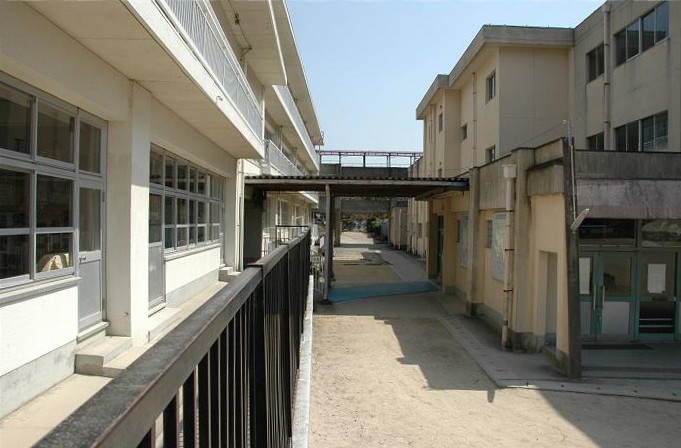 太宰府小学校_a0042310_1801496.jpg