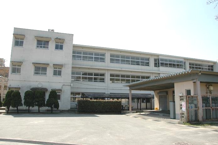 太宰府小学校_a0042310_1815570.jpg