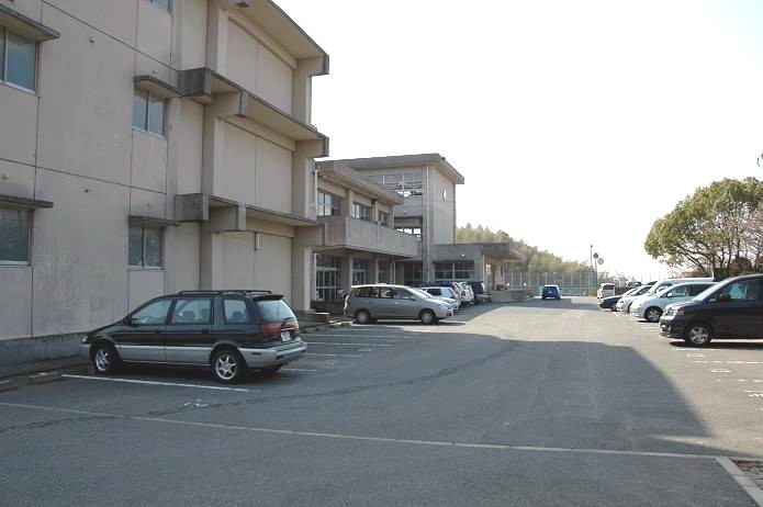 太宰府東小学校_a0042310_18223183.jpg
