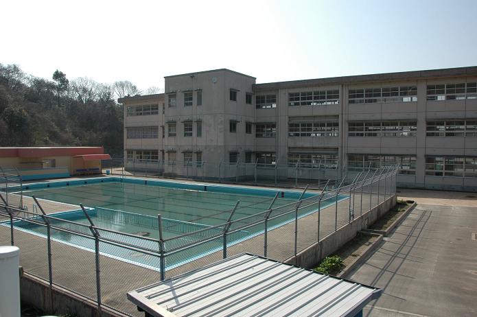太宰府東小学校_a0042310_1823817.jpg