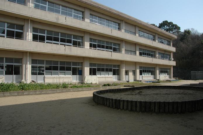 太宰府東小学校_a0042310_18244662.jpg